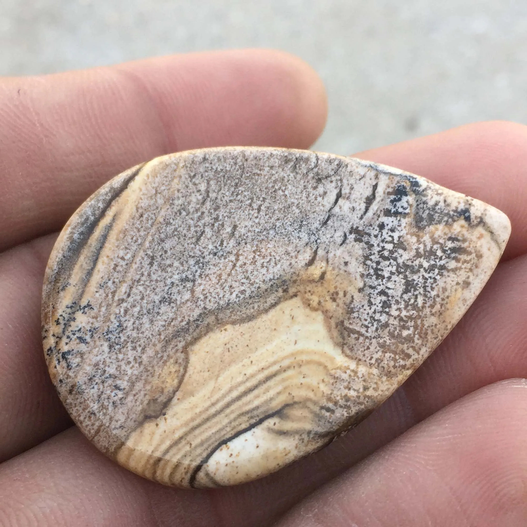  Природное изображение яшмы камень в форме груши Картина Яшма кабошон оптовая цена