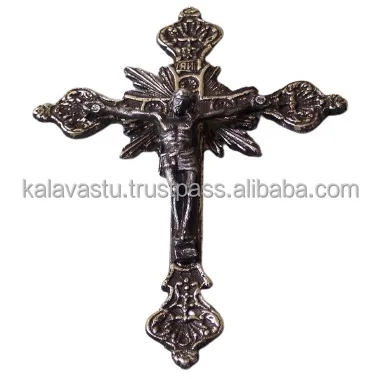 Best Quality of White metal Religious Cross in silver finish Decorative Wall Cross Metal Decorations for Home