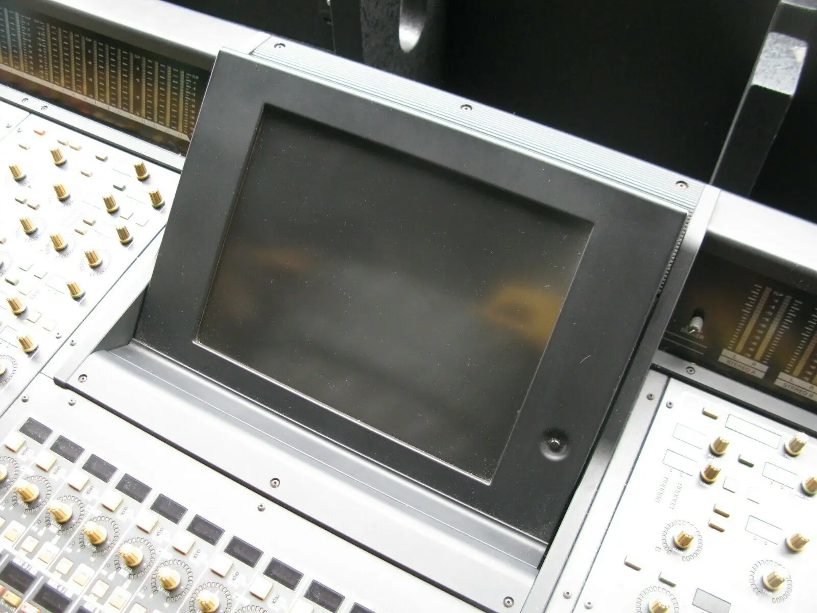 DJ MIXER DJ AUDIO MIXER AUDIO MIXER  2020 Original PM1D Digital Mixer Audio Console Included Casing