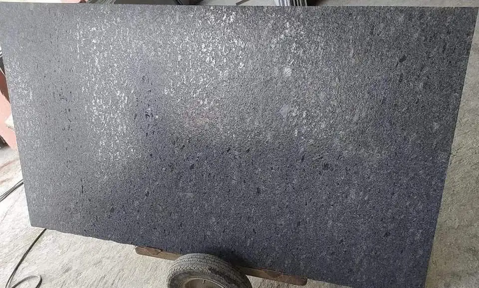 Новое поступление 40 мм толщиной стальной серый гранит для лапатора темно-серый Полировочный скользящий мощение плитки Ландшафтный настил Противоскользящий