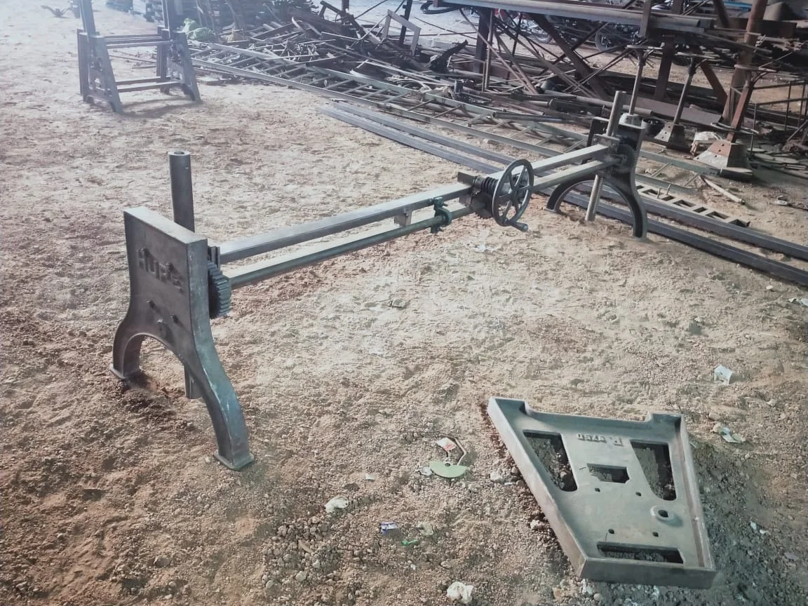 New Industrial Crank Adjustable Height Table Base Furniture Leg for Table Metal Antique Iron Black with Hand Lift Mechanism