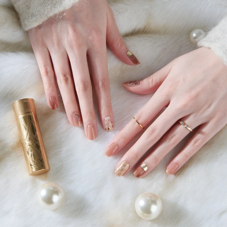 
2021 Season Customized Design 3D Nail Gel Stickers with Nail Polish Custom Gel Made in Korea 