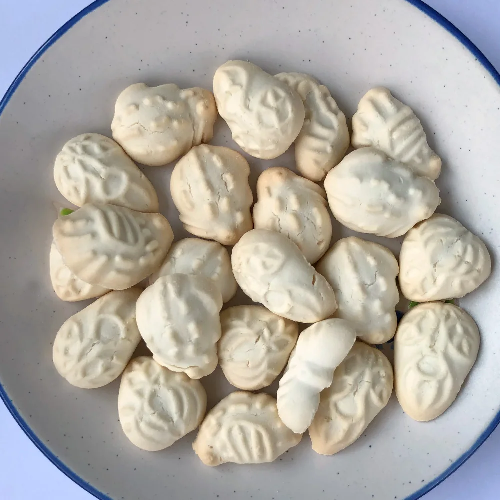 [Malaysia] Ready Stock + Fast Shipping Halal Hot selling Tasty Coconut Milk Cookies Sweet Taste Crispy Biscuit OEM