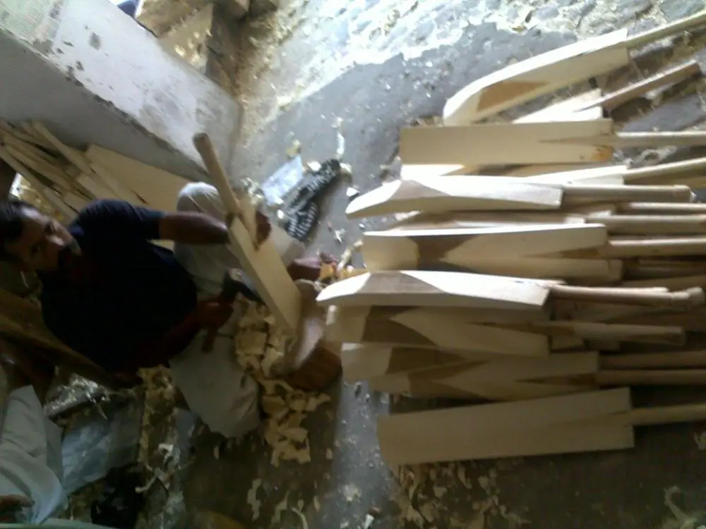 cricket products/cricket stump with wooden base