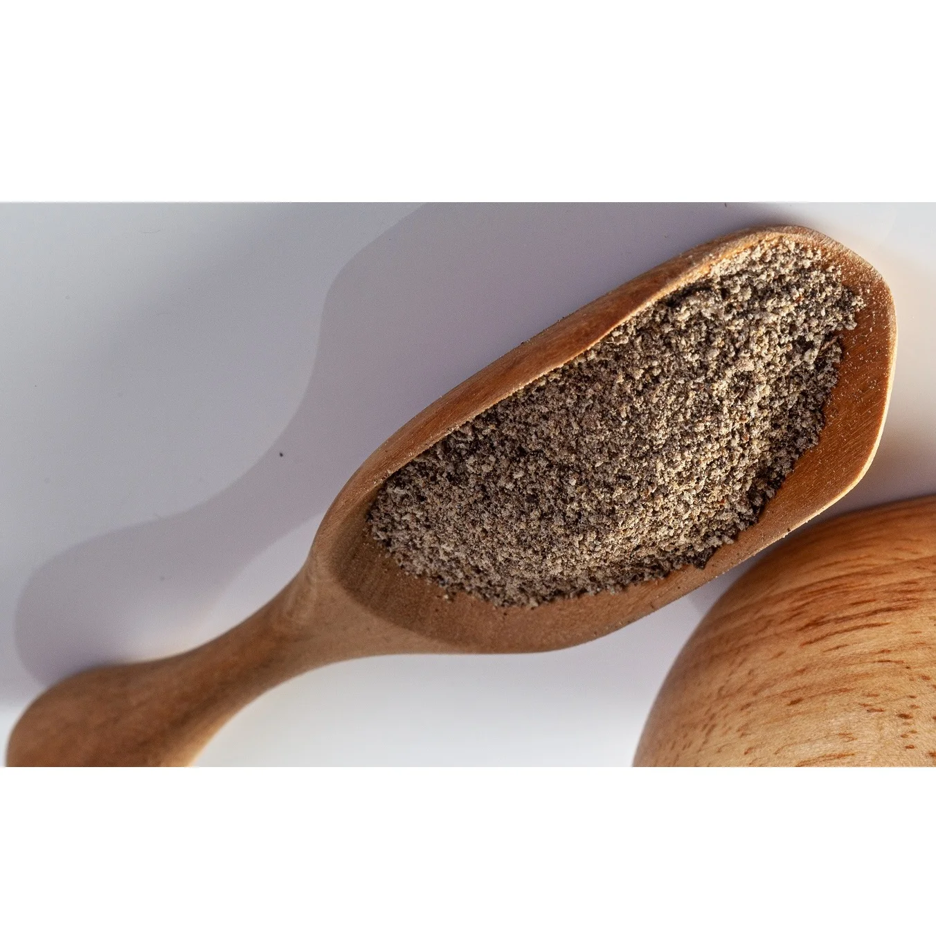 Best Exported Offered Price For Spices & Herbs Products Nam Khoa Dried Black Pepper