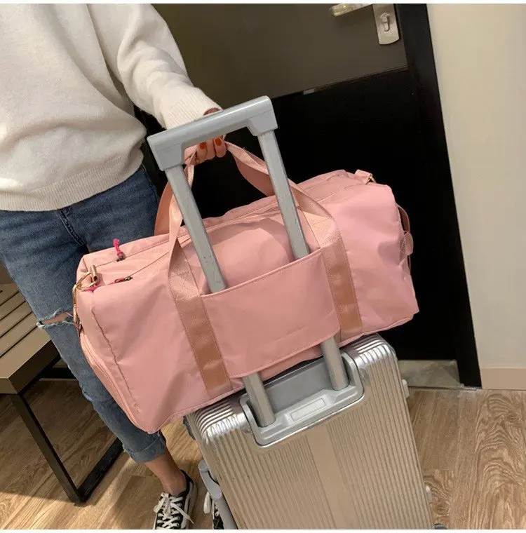 
Hot Sale Multifunctional Outdoor Large Capacity And Multi-Function Women Sport Gym Bag 