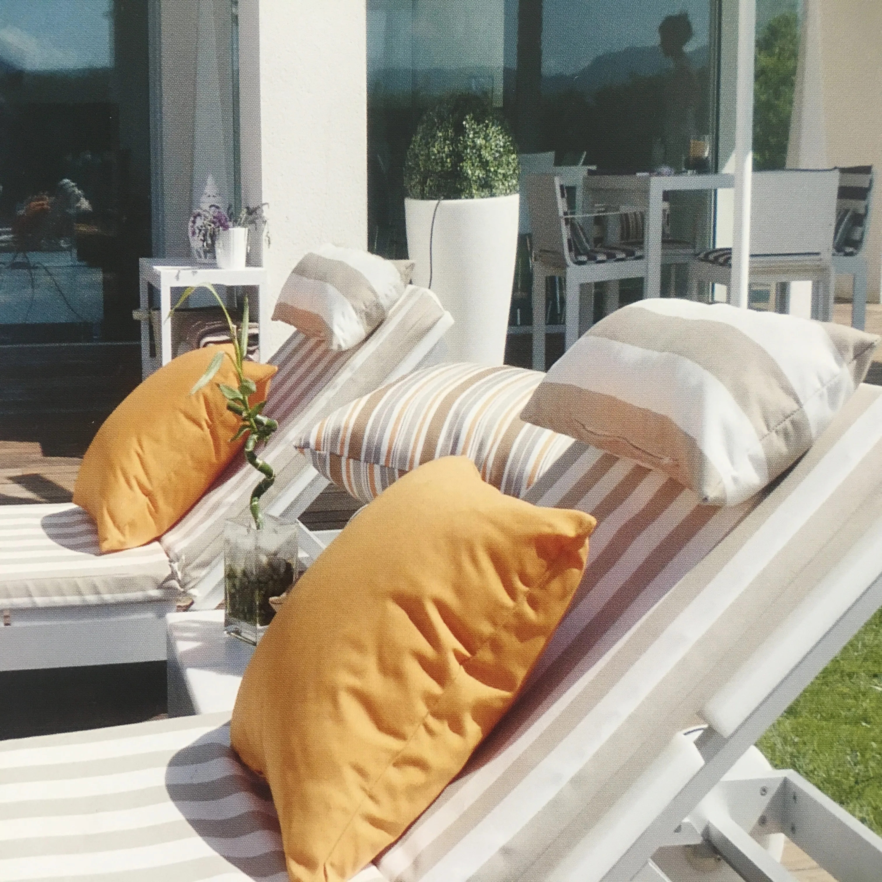 
Уличная ткань для подушек, 100 раствор, окрашенная Акриловая полоса, водонепроницаемая Пляжная палатка с узором в стиле Gsm, отличается весовой тканью 