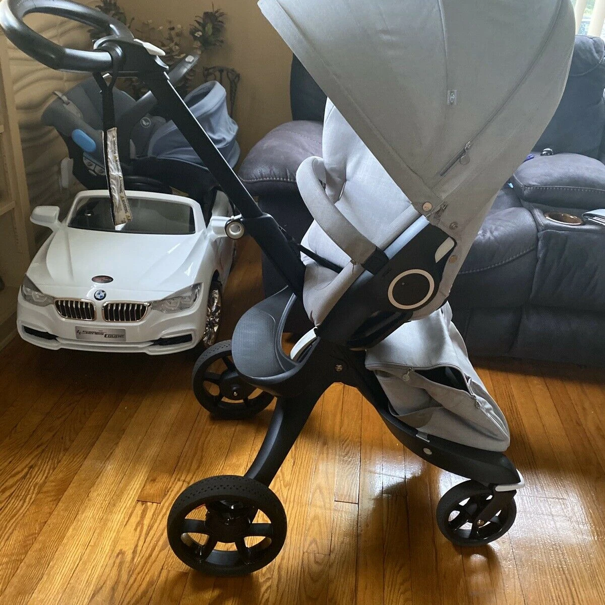 
100% NEW Stokkes Xplorys Stroller v5 Stroller 