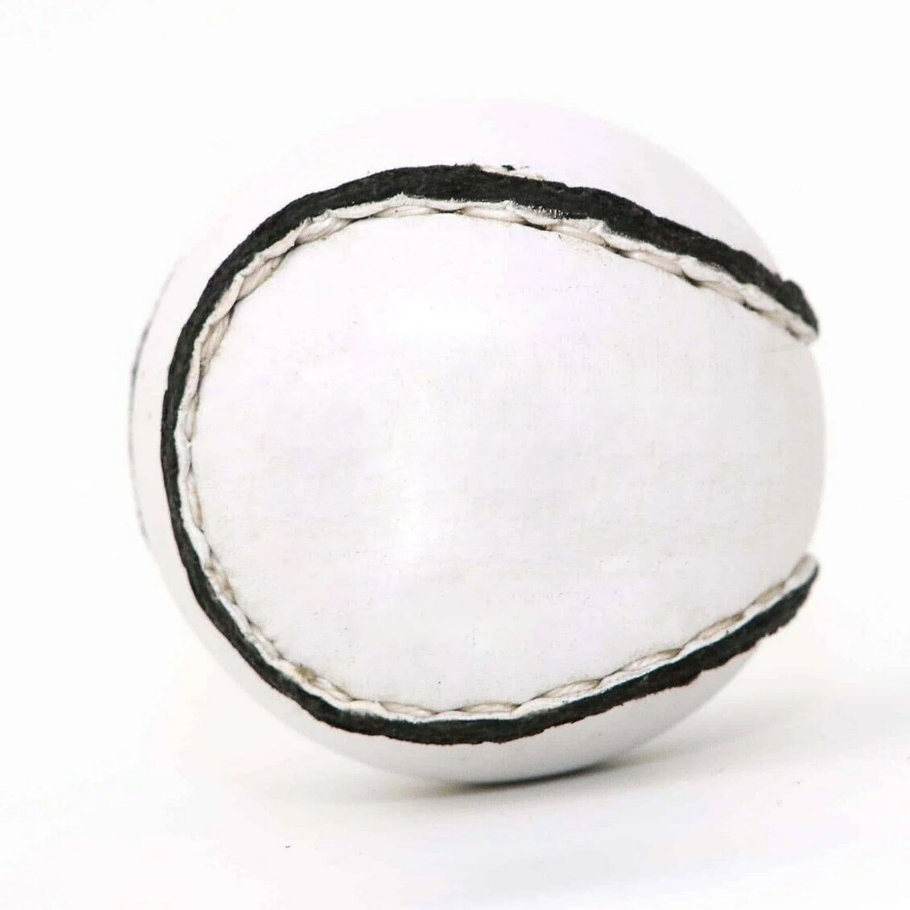 Unisex High Quality Sliotar Balls / Hurling Balls size 4 or 5 Leather Made with Customized logo & Colors