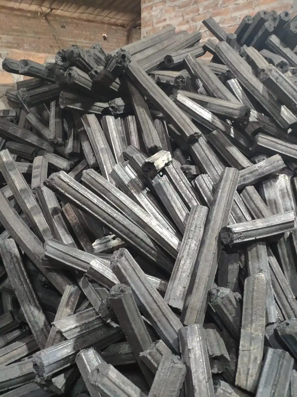 
QUICKLY LIGHTING sawdust briquette charcoal/bamboo charcoal 