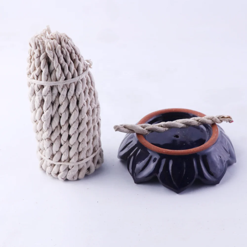 Amazon Hot Selling  Aesthetic Lotus Design Ceramic Incense Burner  For Gifts And Home Decoration Stick/Rope Incense Holder