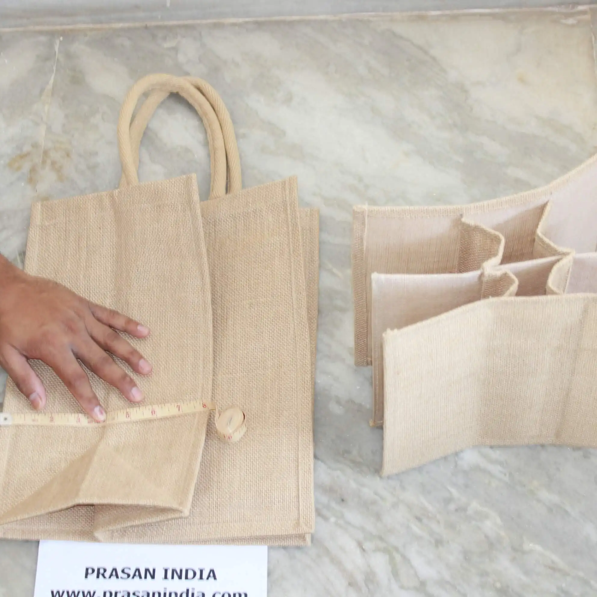 six bottle bag for carrying bottle of 1.5 liters made in high quality jute