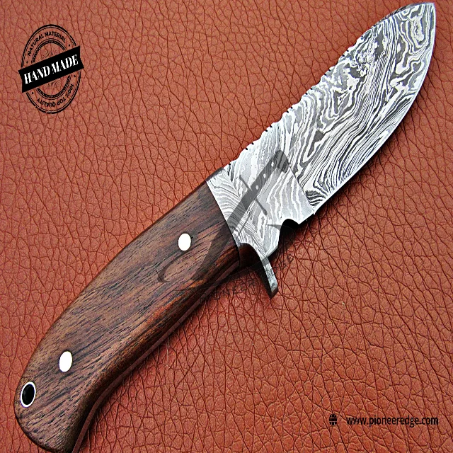  Охотничий нож ручной работы из дамасской стали 9 дюймов ручка ореховой древесины с защитой и кожаным футляром хорошего качества