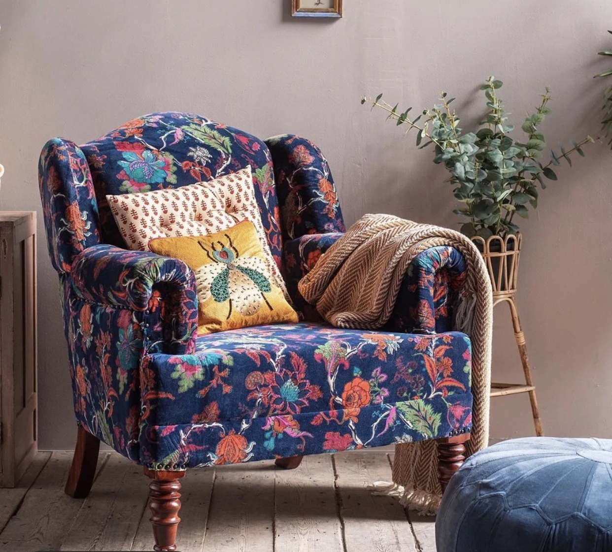 Показ среднего века деревянный мягкий индийский диван-стул современный дизайн хлопковые бархатные мягкие стулья с принтом для гостиной