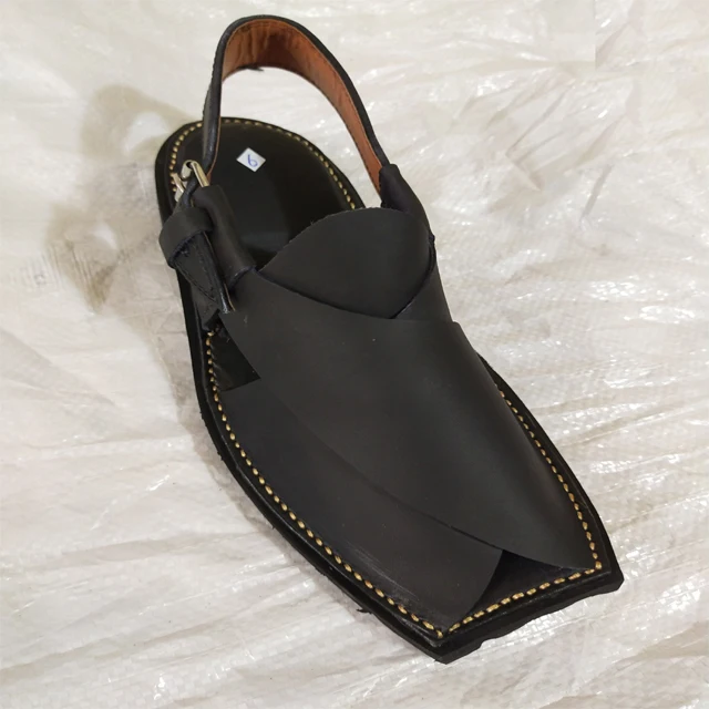 Popular Men Traditional Handmade Kaptaan Leather Chappal