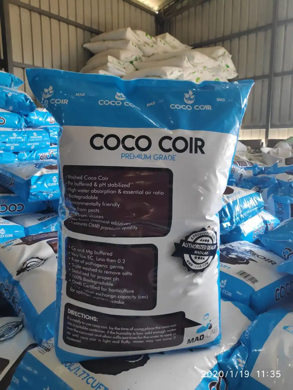 Хорошее качество оптовая цена кокосовый наполнитель 50 мешков для наполнителя торф в мешке на экспорт cocopeat