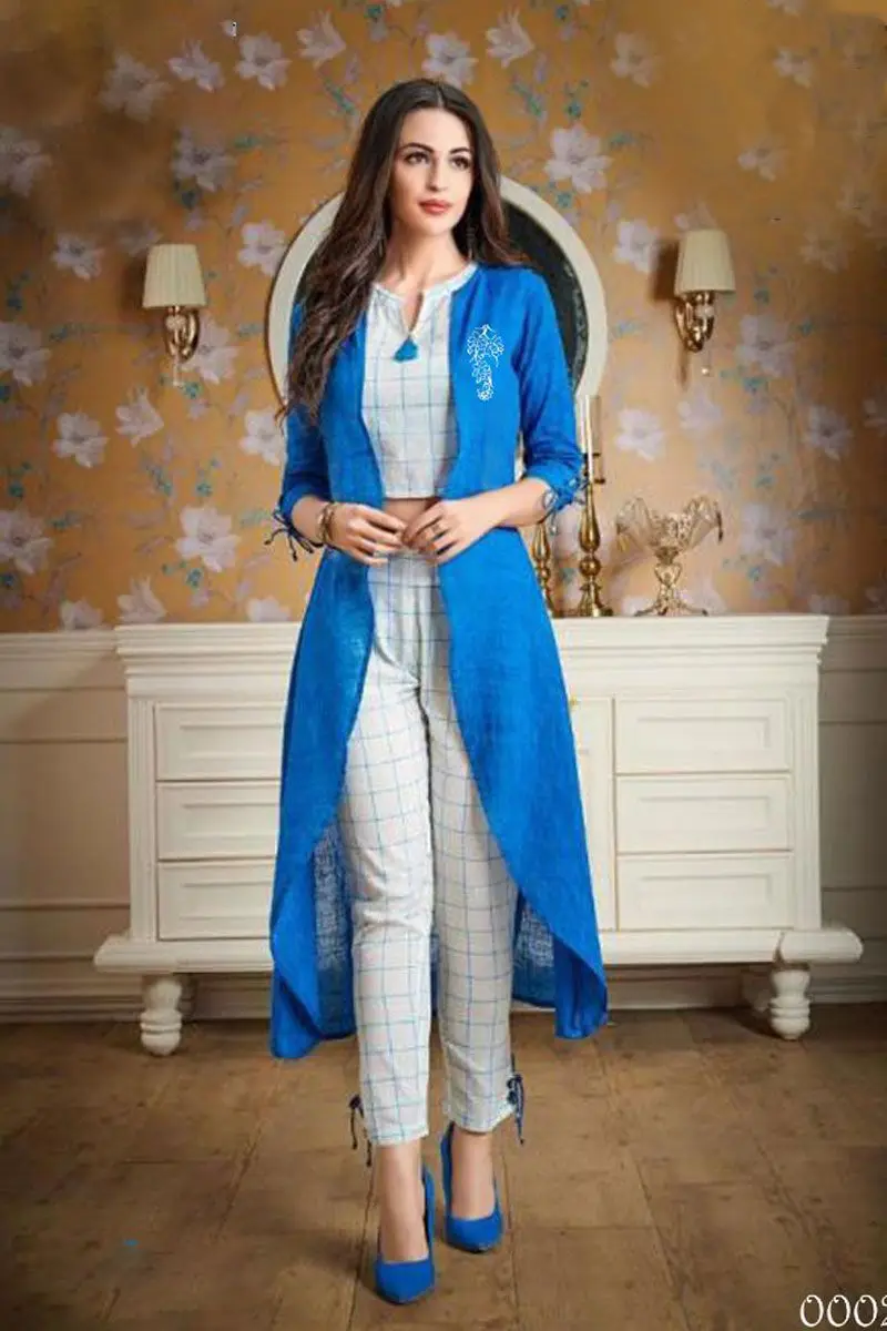 Оптовая продажа Стильный дизайнерский укороченный топ из поливискозы с вышивкой и низом (комплект 5)