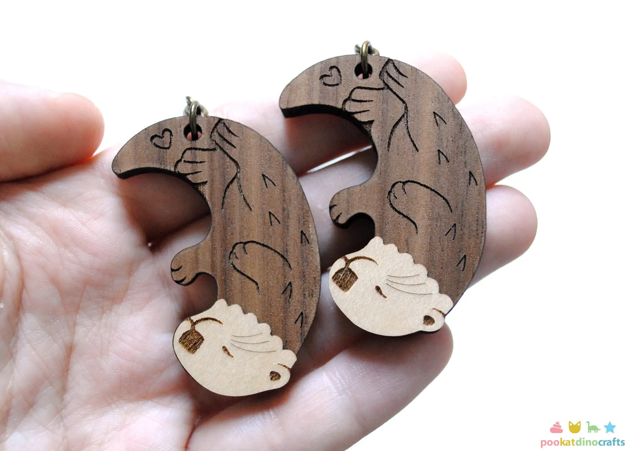 Factory Price Newest Wooden Couple Keychain Cartoon Keyrings 3D Keyrings Best Quality With Best Price