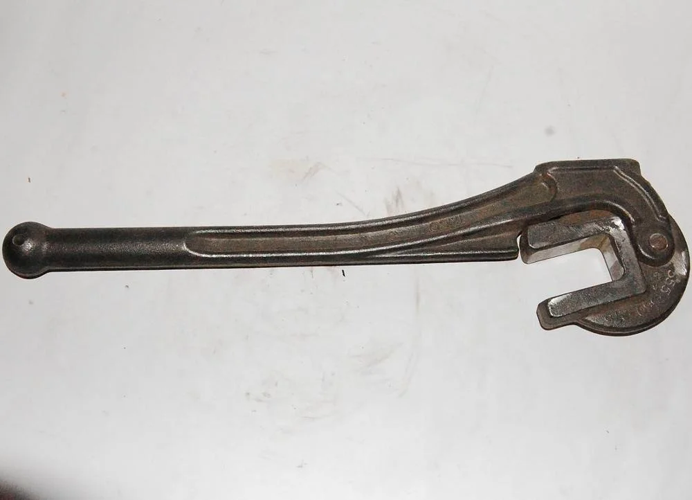 Good quality API 8A/8C sucker rod wrench, elevator, hooks