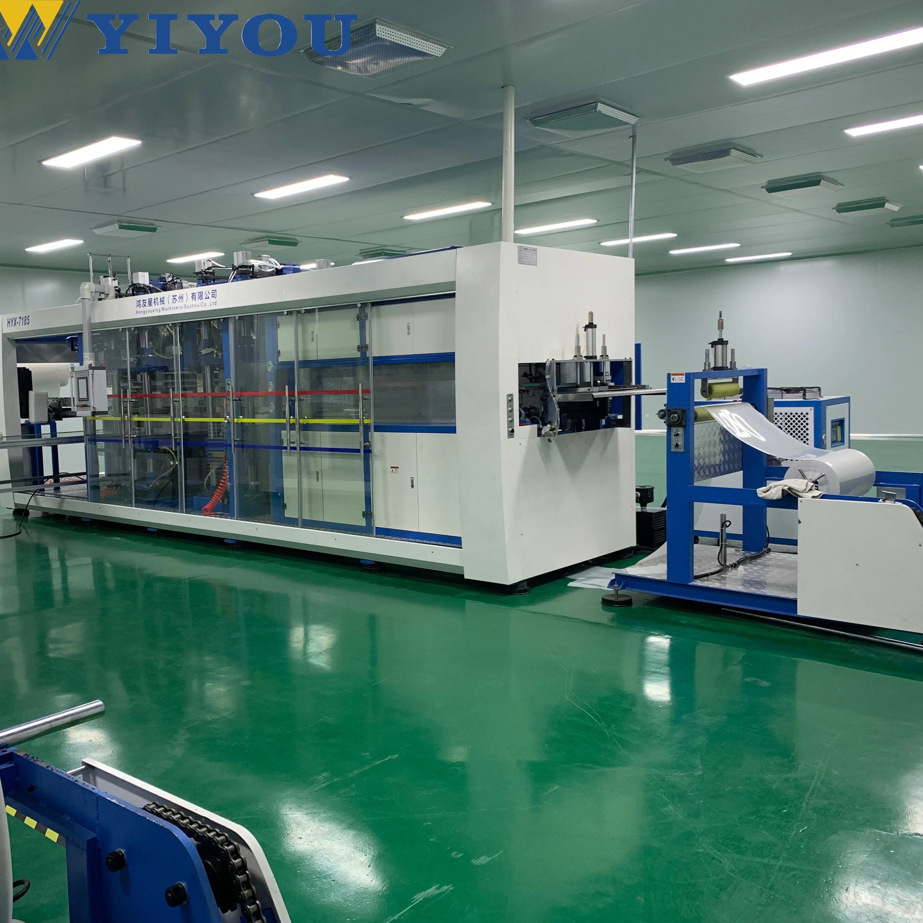 Positive and negative plastic thermo forming machine for plastic plates