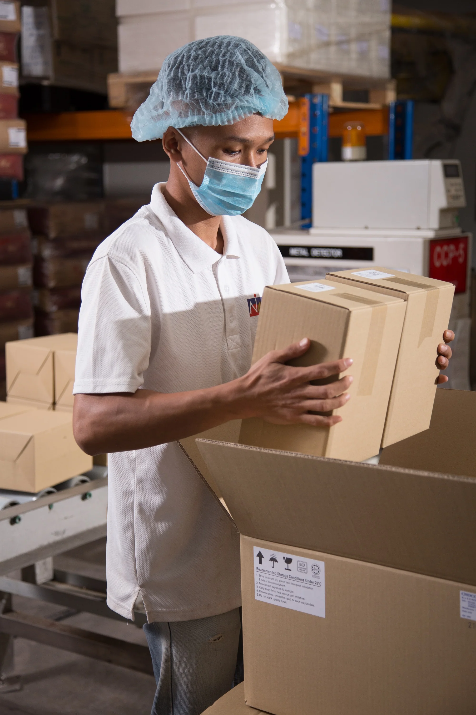 [Malaysia] Halal&Haccp certified  Milk Couverture Chocolate Chips best for baking/toppings/decorations [bulk packaging]