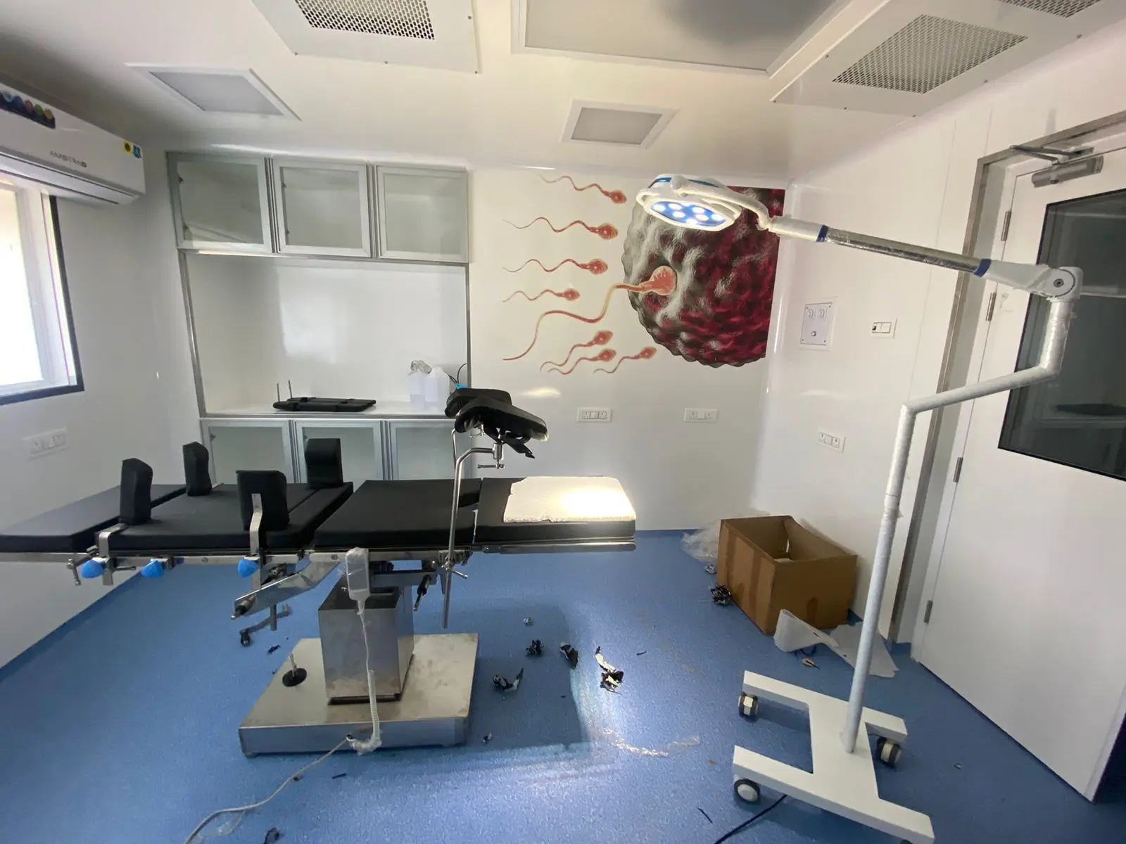 Electric NON C-ARM Operation Table With Best Medical Steel grade used Rust Proof General Surgery table