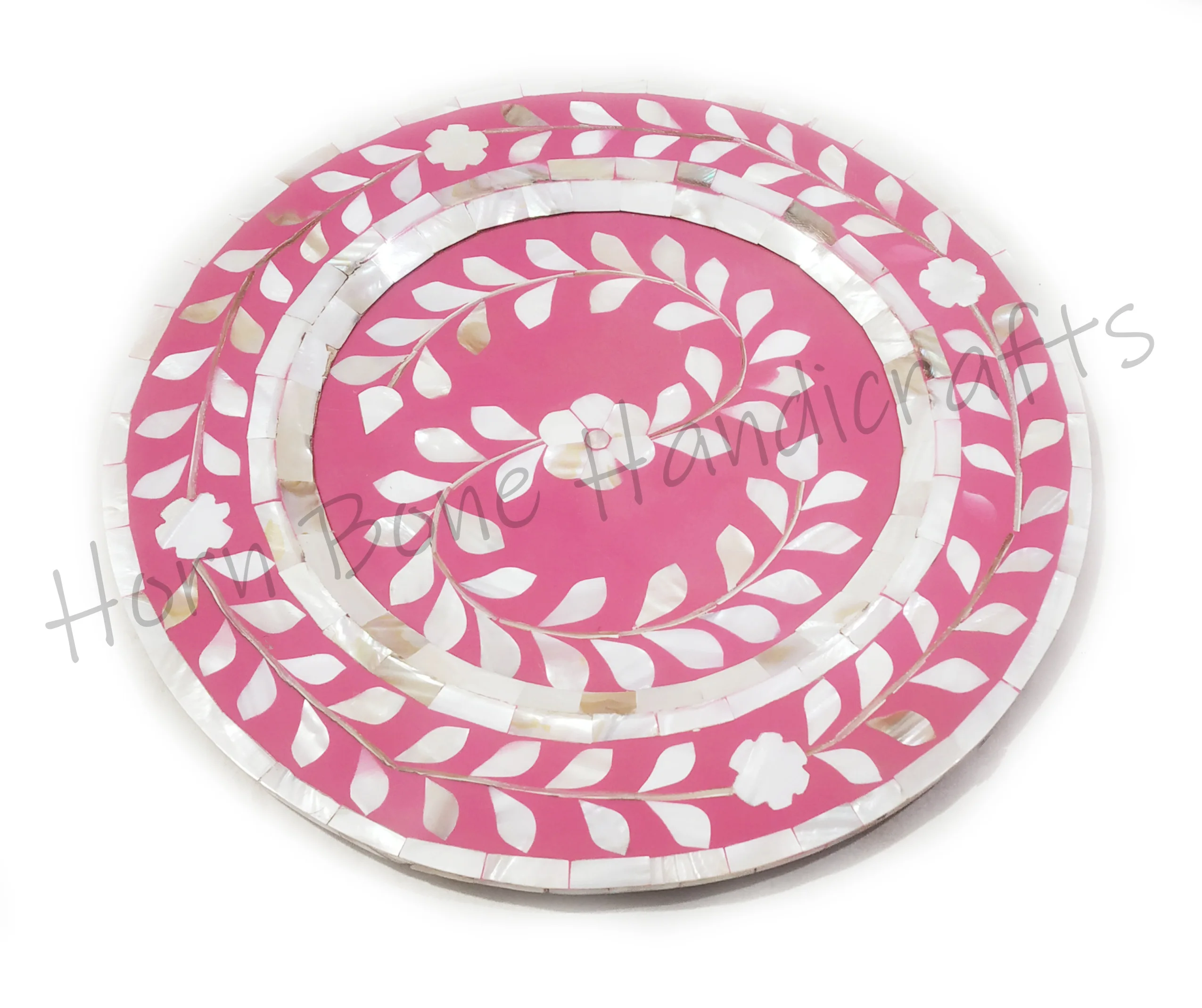 Natural Pearl Inlay Charger Plate in Red Color Bone Inlay Floral Design Round Plates Mother of Pearl Dessert Serving Saucer