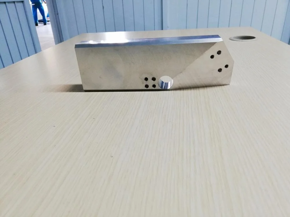 VIETNAM MANUFACTURING OEM TURNING MECHANICAL PARTS FOR AUTO CAR PARTS FOR SALE