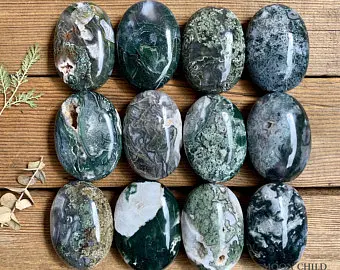 
GREEN MOSS PALM STONE ENERGY HEALING AGATE STONE [45 MM TO 55 MM] 