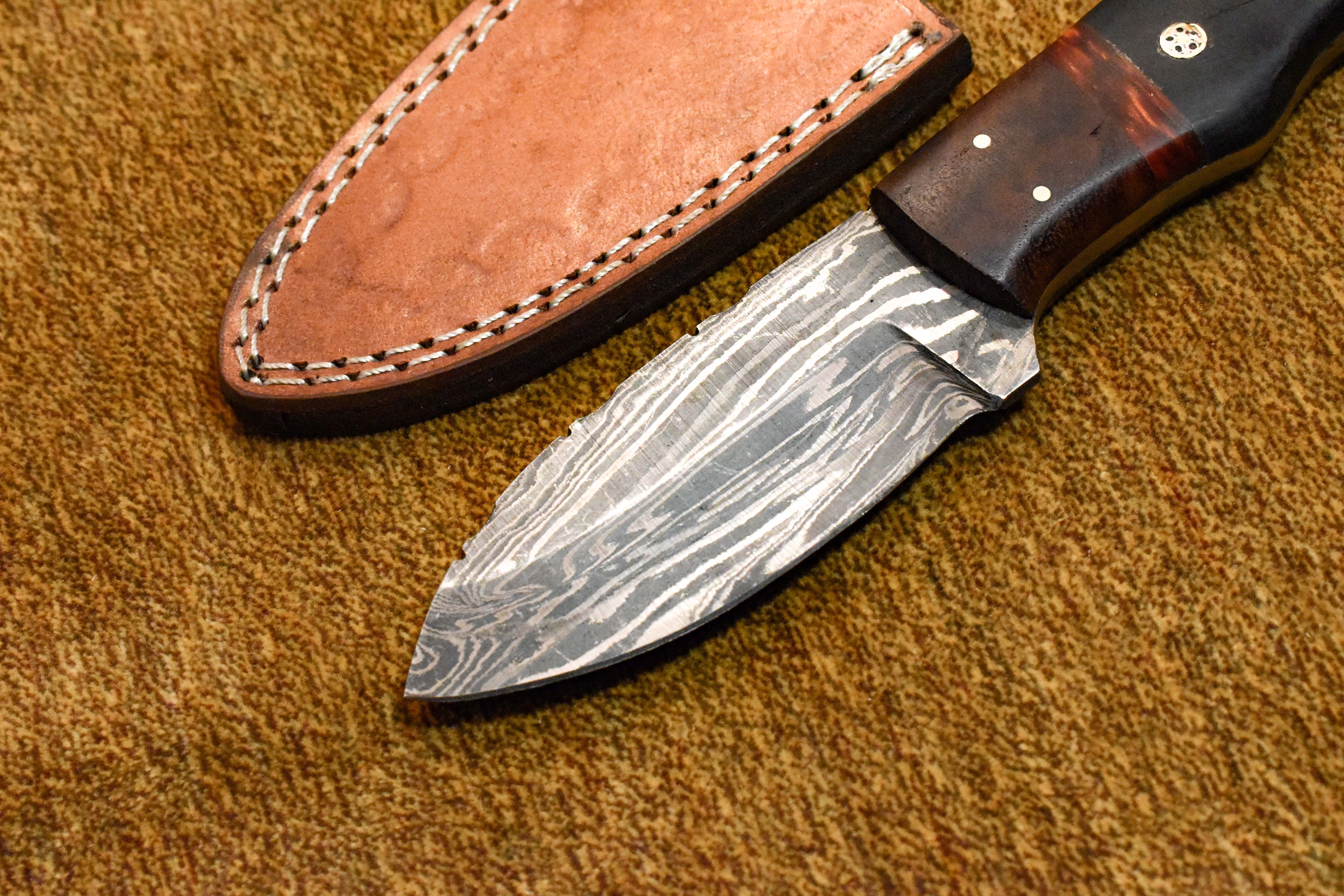 Ручка ножа из дамасской стали ручной работы материал Микарта и