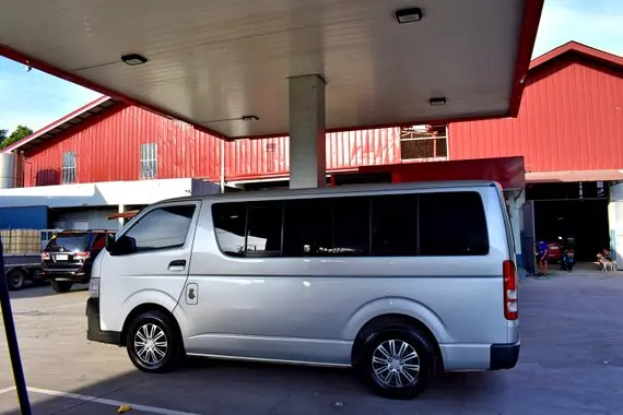 
HOT DEALA !!!! HI ACE COMMUTER VAN MANUAL 3.0 M/T Specifications 