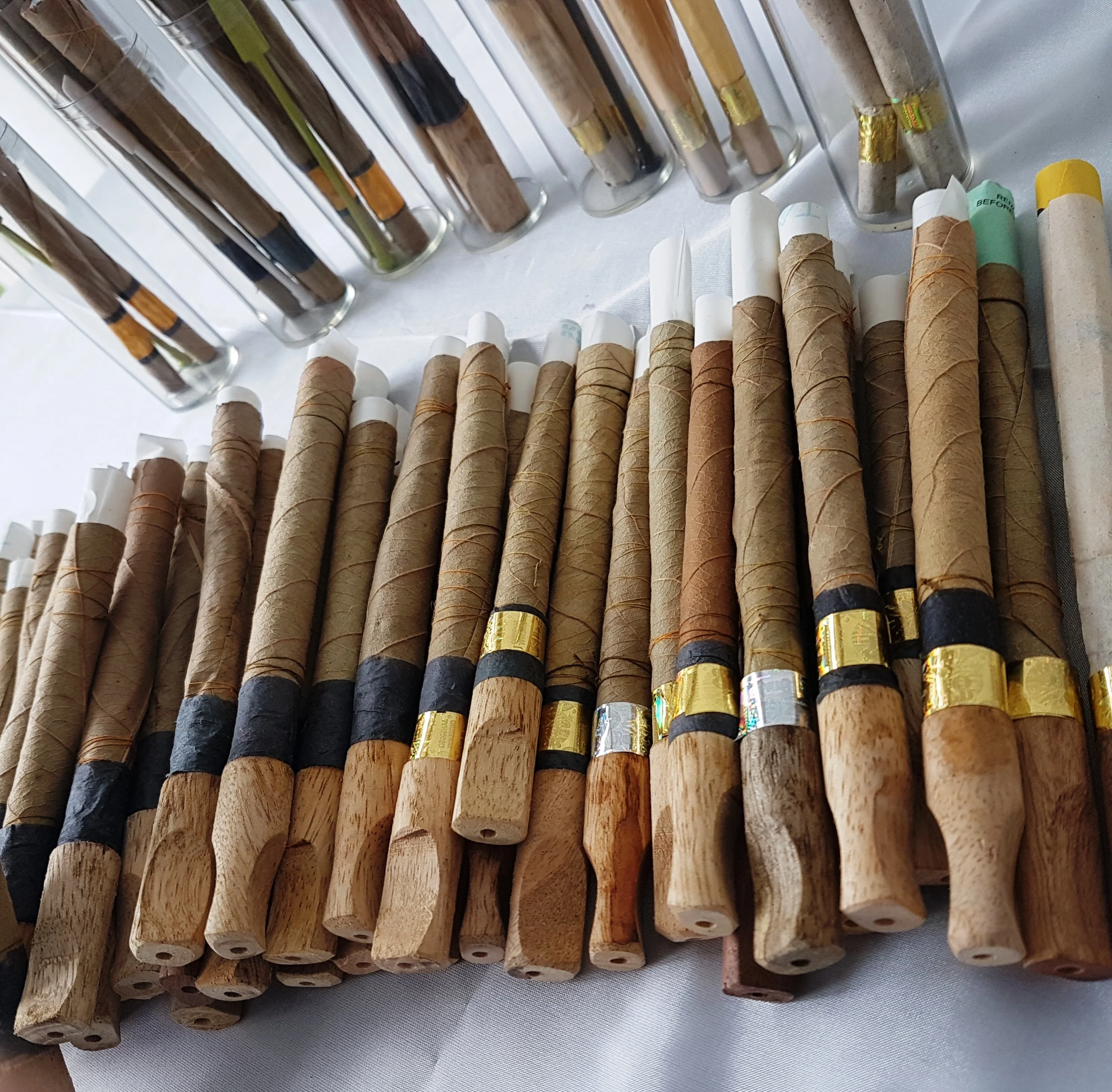 
Herbal Green Leaf pre rolled cones blunts wood tips blunts terpenes 