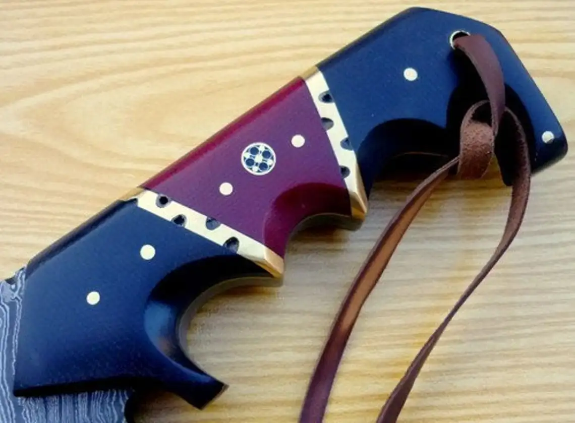 Custom Handmade Damascus Steel Hunting Knife Comes With Leather Sheath