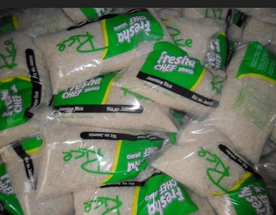 Органические черные рисовые ягоды из Вьетнама Whatsapp + 84972 678053