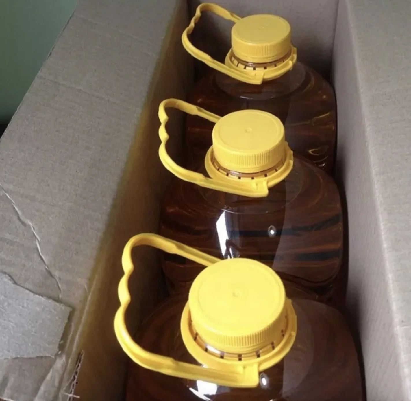 100% Purity Golden Yellow-Brown Sesame Oil With GMP MSDS Certification