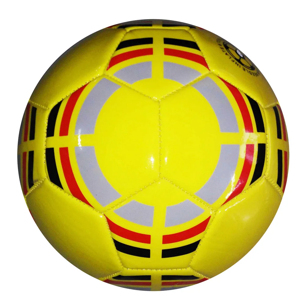  Новый дизайн бесшовный ламинированный футбольный мяч из искусственной кожи для дома и улицы размер 4/5