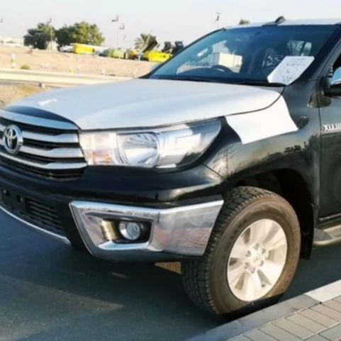 Toyot-a Hilux бензин 2,7 л при 4WD высокие характеристики