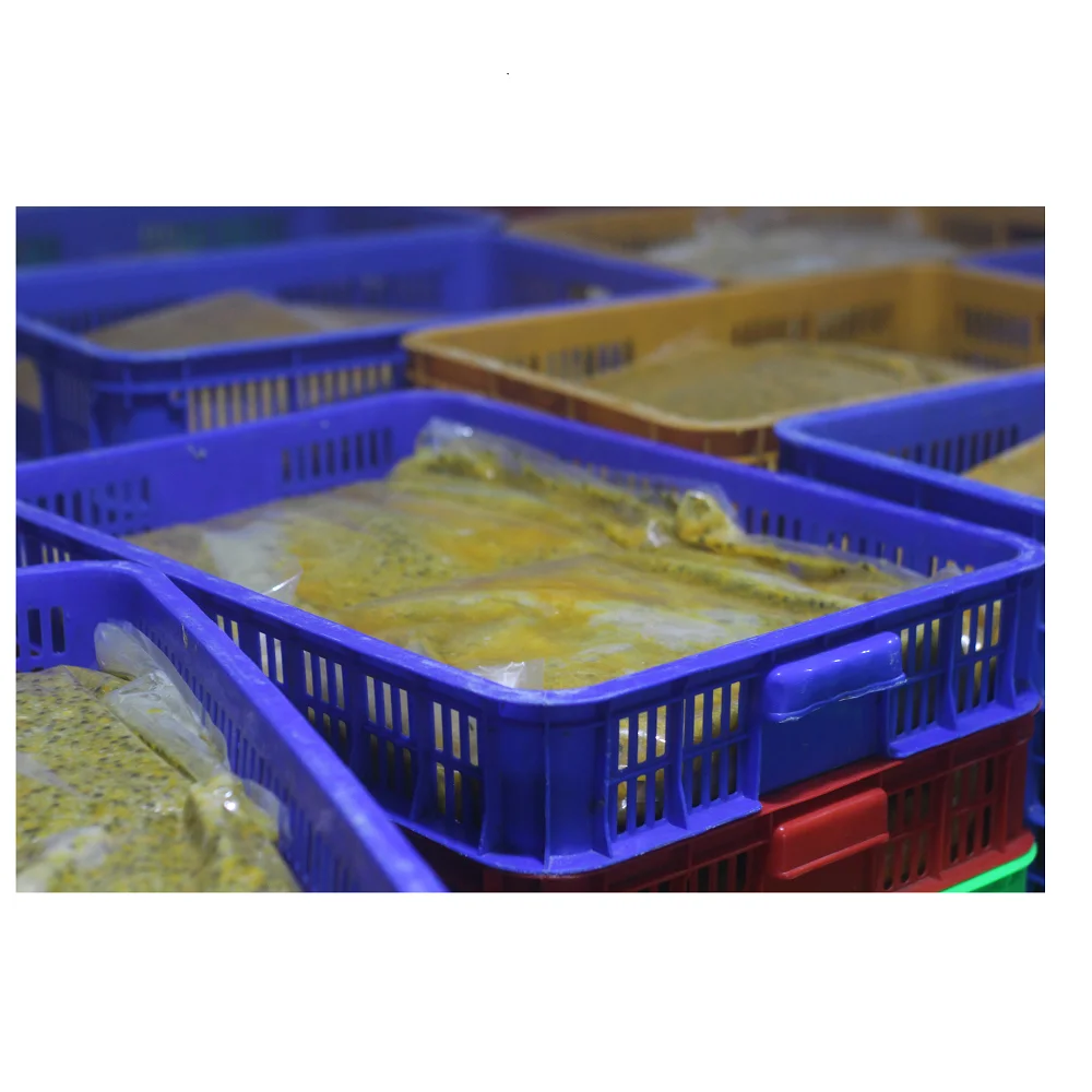 Замораживающий процесс IQF целая форма сладкий вкус натуральный цвет замороженные фрукты 12 месяцев срока годности целлюлоза страстных фруктов из