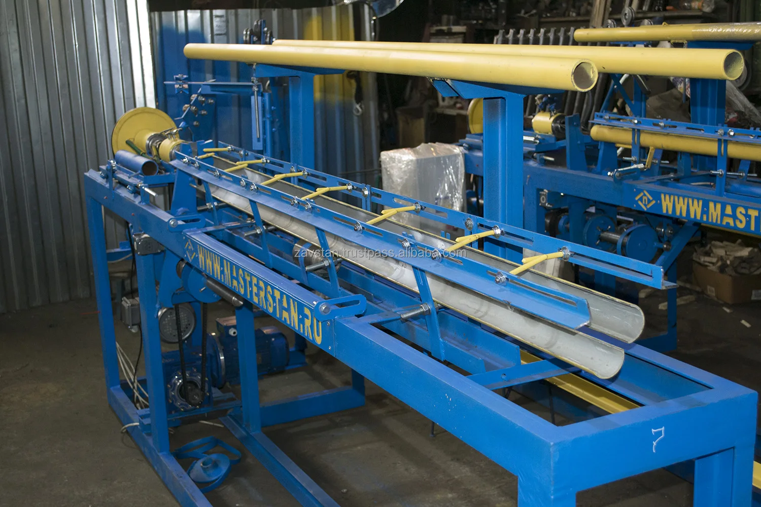 Automatic chain link mesh production machine from manufacturer, wholesale prices fence mesh making machines