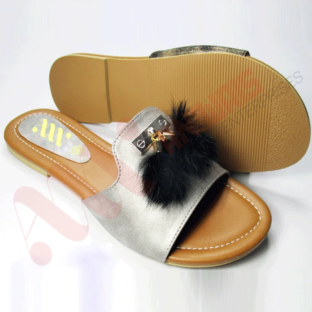 
Custom Logo New Design Demandable Ladies Flat slipper 