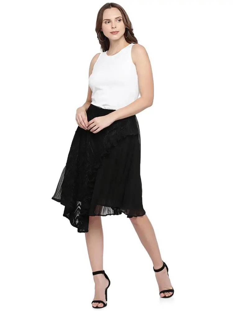 FLARED MINI SKIRT IN BLACK