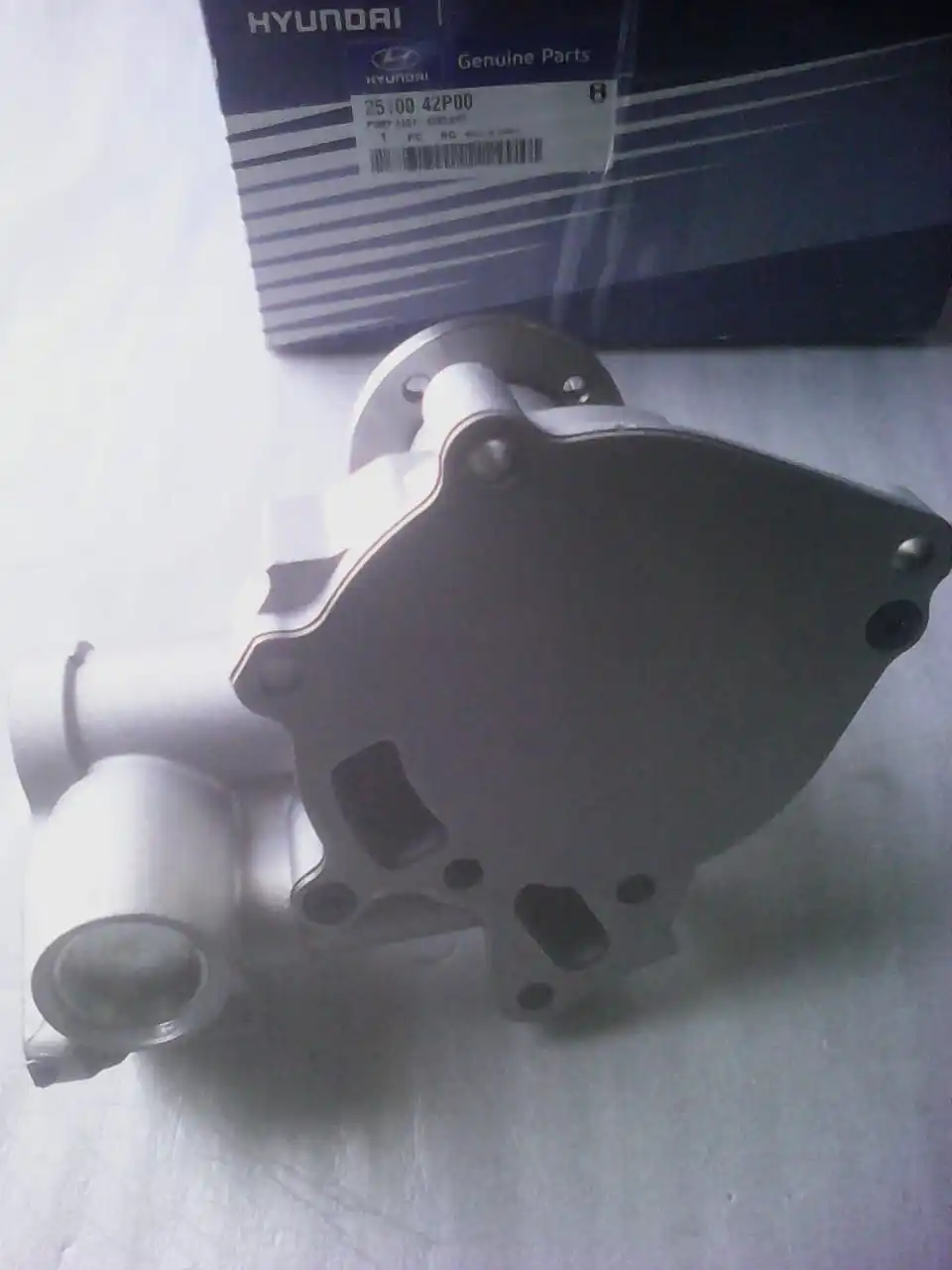 WATER PUMP A/C ( D4B HYUNDAI ) 25100-42P00 FOR DAEWOO BUS DAEWOO BUS