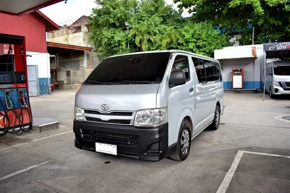 
HOT DEALA !!!! HI ACE COMMUTER VAN MANUAL 3.0 M/T Specifications 