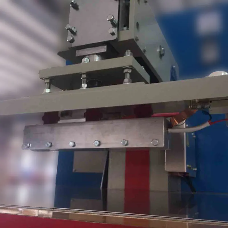 Высокочастотный сварочный аппарат типа с одной головкой для сварки пластика ПВХ