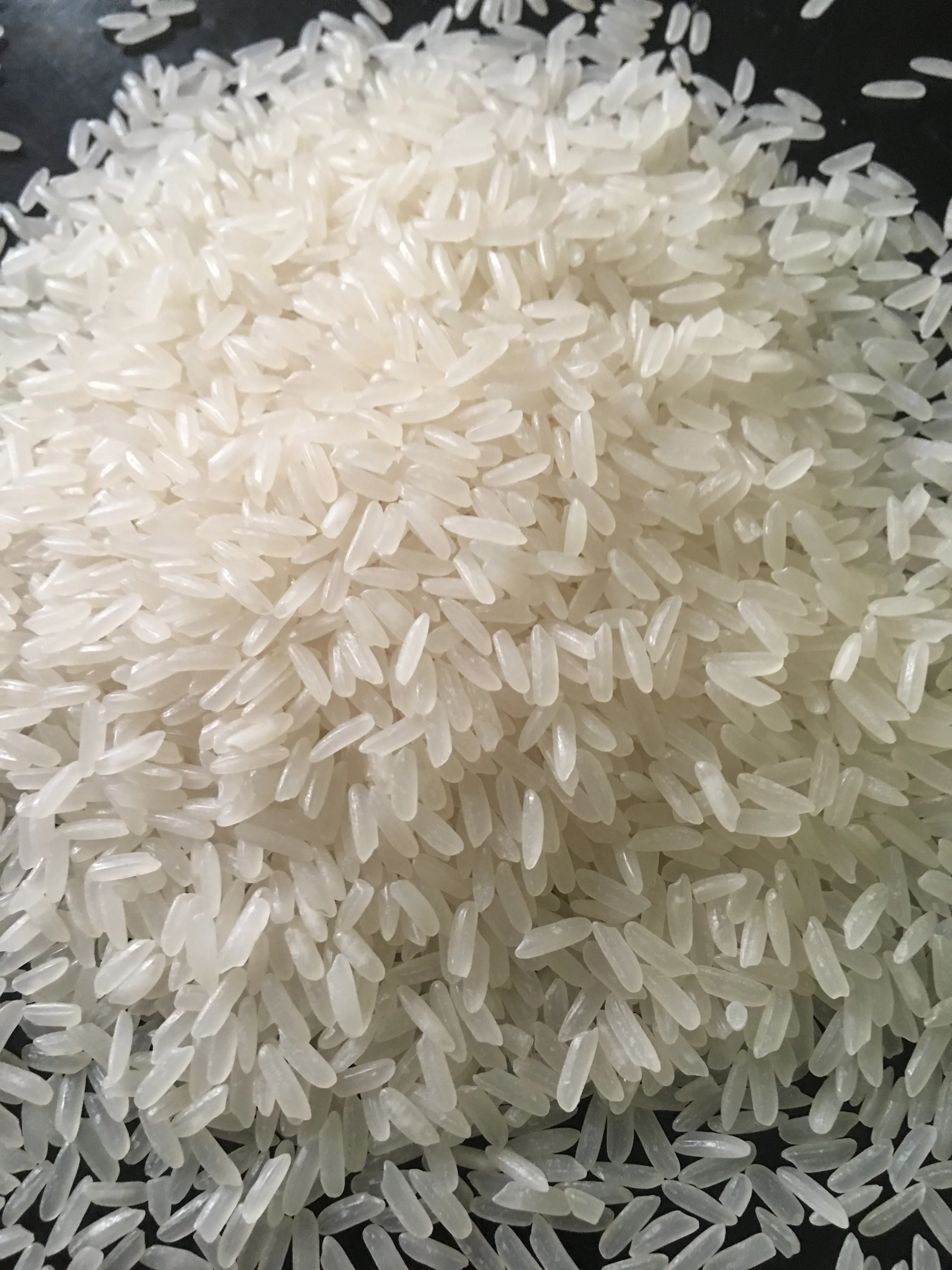 Высокое качество вьетнамский длинный зернистый рис Королевский Топ Оптовая Продажа 5451 5% сломанный