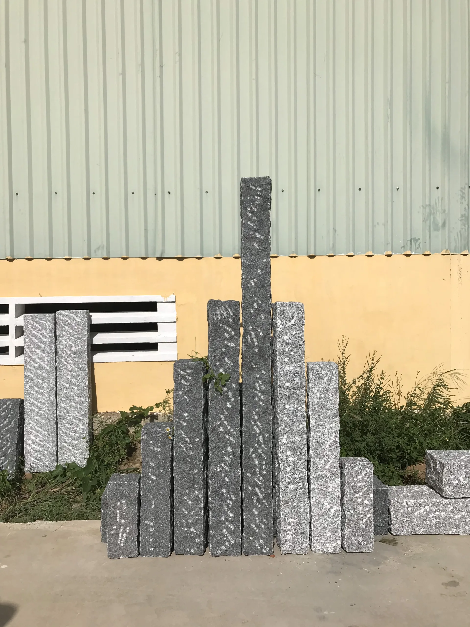 Dark Grey Basalt Palisades