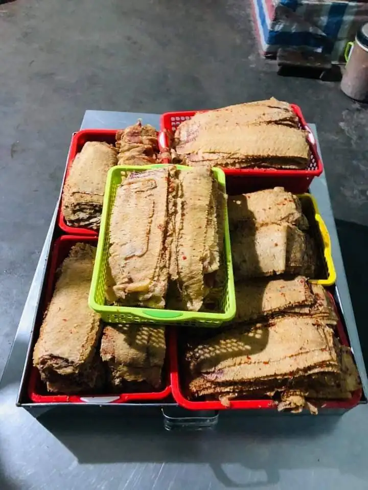 Лучший вкусный сушеный плоский кальмар/жареный кальмар Вьетнам