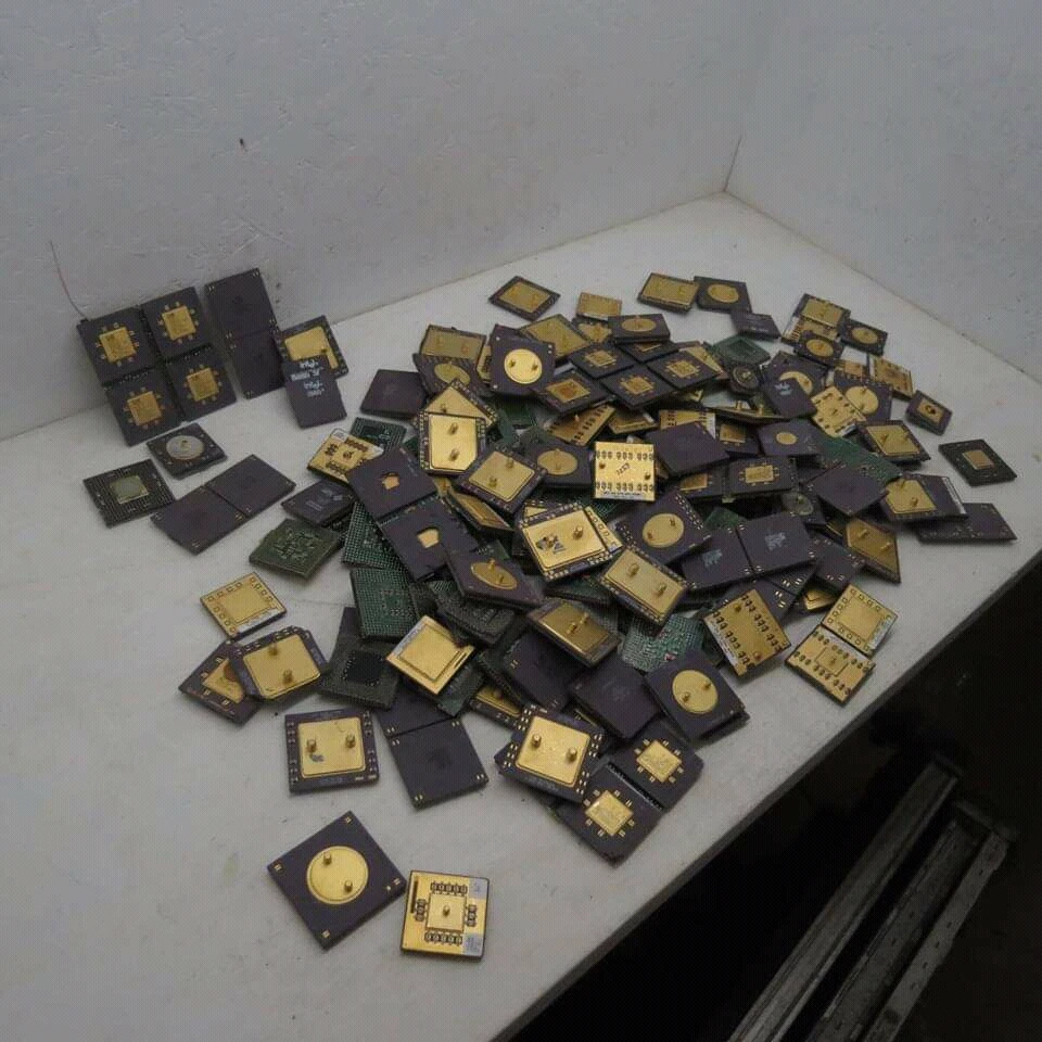 
Ceramic CPU Processor Scrap gold /AMD 486 CPU AND 586 CPU SCRAPS 