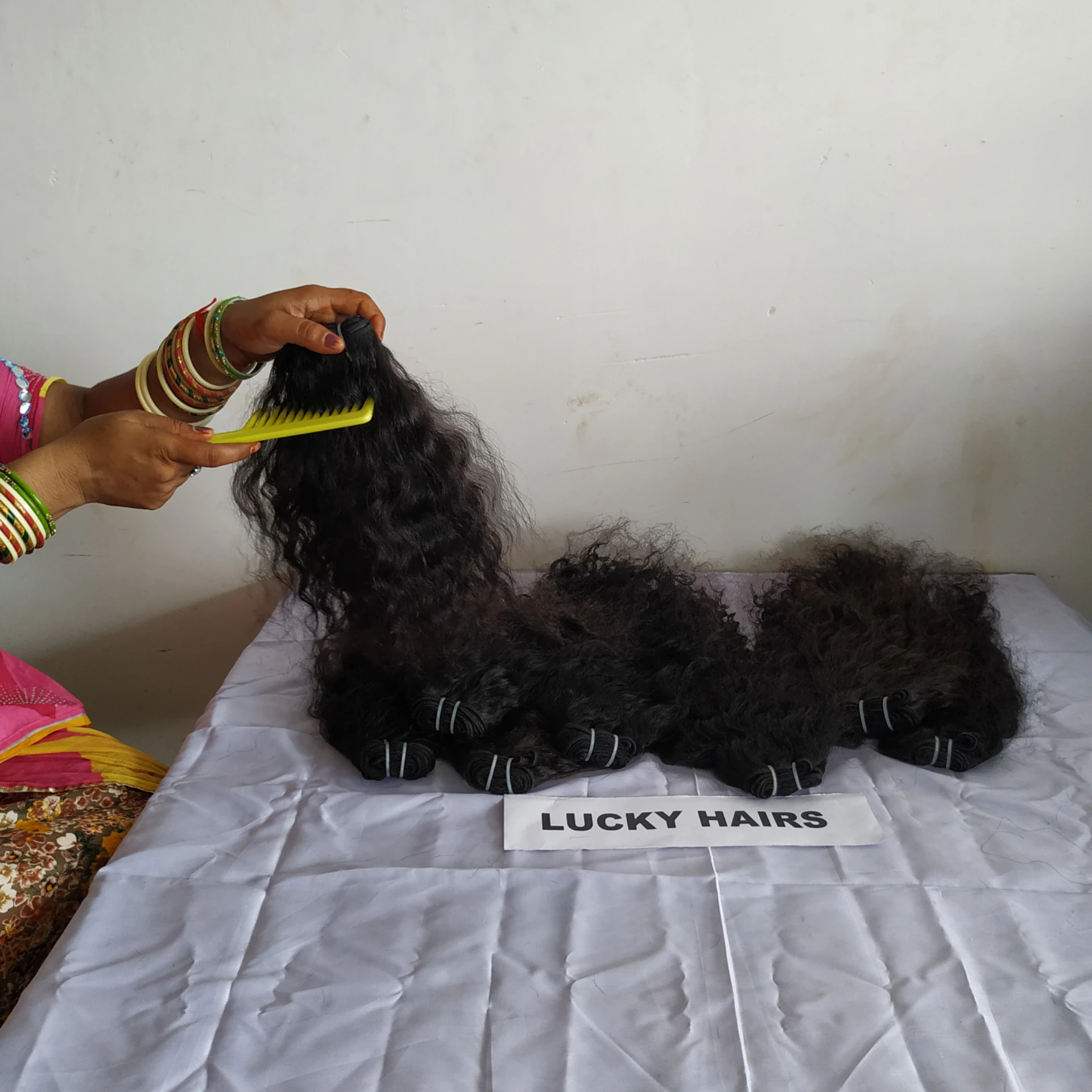 Raw India Wholesale wavy  Cuticle Aligned human Hair