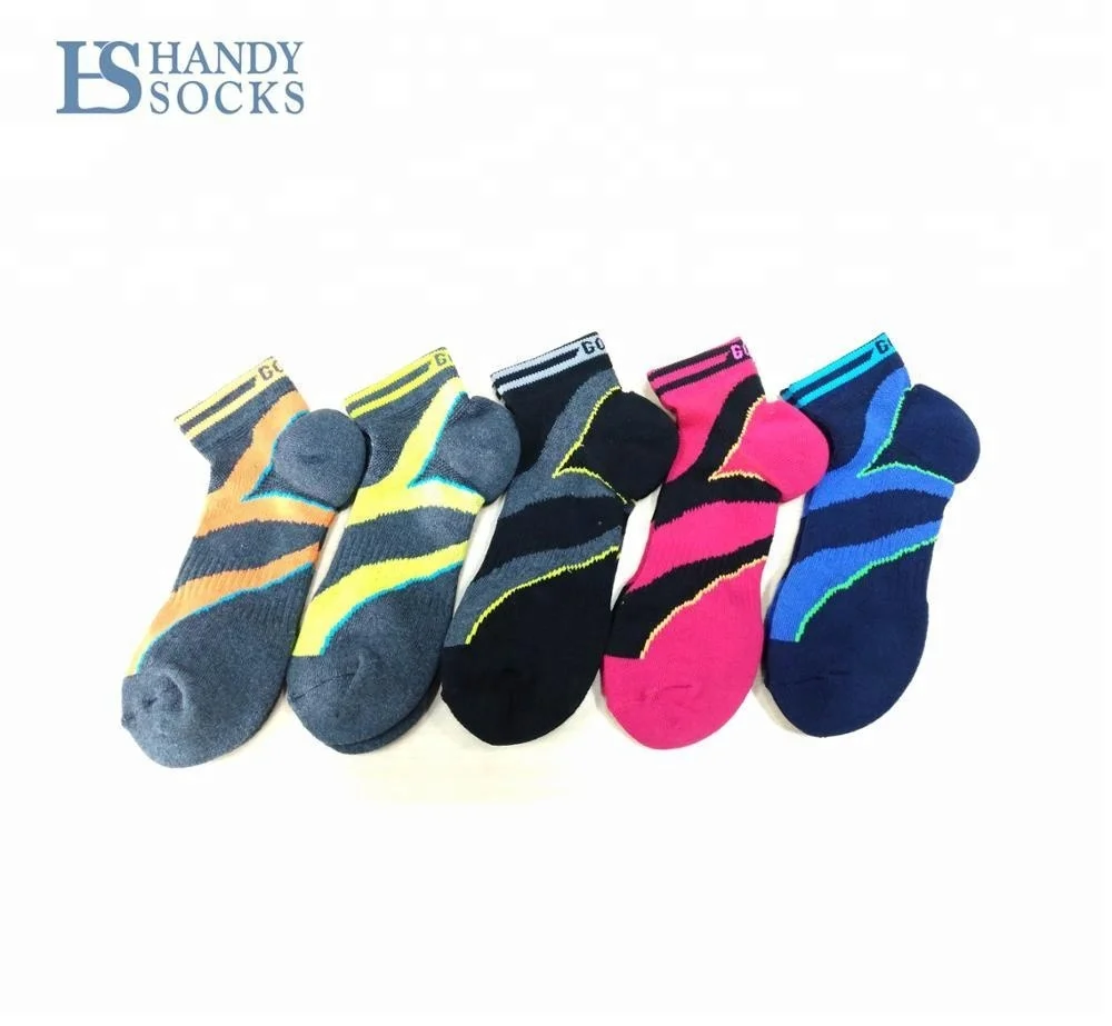 Best Wholesale Customised Compression Hiking Running Ankle Socks for Sport Mens Womens